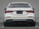 新車登録時から3年間のメーカー保証は名変時に保証継承致しますので、修理・故障等、新オーナー様が引き続きサービスを正規販売店で受けることが可能です。