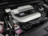 M20A-FXS型 2.0L 直4 DOHCエンジンと3NM型 交流同期電動機のハイブリッドシステム搭載、FF駆動です。