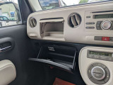 当社では、全車点検整備・車内清掃をしっかりと行ってから納車いたします!全車1ケ月1000キロまで無料で自社保証しております!お客様には安心してお車にお乗り頂けるかと思います!