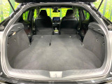 後席を格納すると、これだけの広さが!シーンに合わせたシートアレンジで、大きな荷物も積むことが出来ます♪