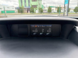 スピードメーターも見やすいです!