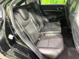 高品質なオリジナルフロアマットもオプションにてご用意しております。お好きなデザインやカラーをお車に合わせて選んでいただくことができます♪