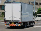 デュトロ 冷蔵冷凍車 