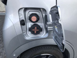 充電ポートは急速・普通とも右リヤに装備。