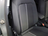 全国納車可能です。サンク東京店、サンク福岡店での店頭納車、アフターメンテナンスをはじめ、さらに遠方のお客様への故障修理も最寄の正規ディーラー様での対応手配をさせて頂きます。お気軽にご依頼ください。