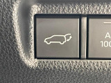 【パワーバックドア】荷物を抱えた状態でもリアゲートの開閉が可能です!お買い物時やアウトドアの際に役立ちますね♪