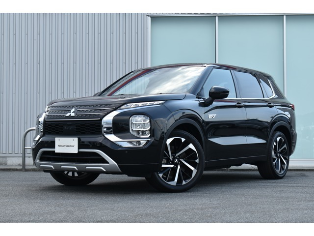 アウトランダー PHEV 2.4 P 4WD 