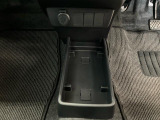 中古車は一物一価、同じようなお車でも、整備状況、外内装の状態など様々です。