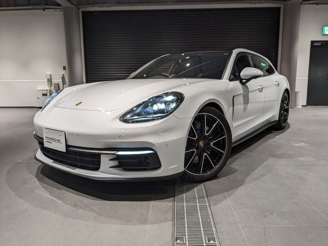 パナメーラスポーツツーリスモ4 PDK 4WD
