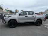 ハイラックス 2.4 X ディーゼル 4WD 