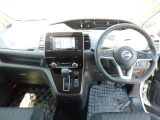 セレナ 2.0 ハイウェイスター V 4WD 