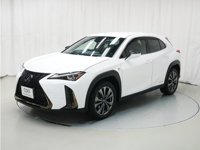 UX 250h Fスポーツ 4WD 