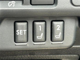 気になる車はすぐにお問い合わせください!画面右側の0066から始まる無料ダイヤルからお問い合わせ下さい!専門スタッフがお車のご質問にお答えいたします!