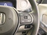 【アダプティブクルーズコントロール】高速道路での長距離走行が楽に!!自動で速度を保つクルーズコントロールが、衝突軽減システムと連携し、前方の車両を感知して車間を保つように速度調節してくれます!!