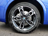 左前フロント 245/45R19
