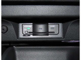 ETC車載機付きでECOでスムーズに高速道路に乗れます。