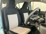 たとえばダイハツのお店にある、たくさんのスマアシ搭載車は、正常に作動する事をしっかり確認します。