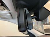 ルームミラー内蔵ETC車載器(自動防眩付)後続からの光が一定以上になると自動で眩しさを緩和します。
