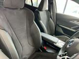 【お車の品質について】内外装の状態をより詳しくお伝えするため第三者機関《AIS》による公平かつ厳正な検査を実施いたします。お車の状態を数値化した車両評価証もご覧頂けます。※検査待ちの場合もございます。