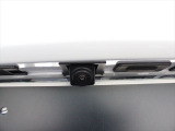 バックカメラとソナーも装備しているため、駐車の際にもドライバーを手助けしてくれます!