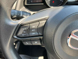 ステアリングでオーディオコントロールが可能です♪