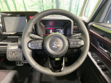 【純正革巻きステアリング】上質な革を使用することで、手にしっかり馴染みとても運転しやすいハンドルです♪