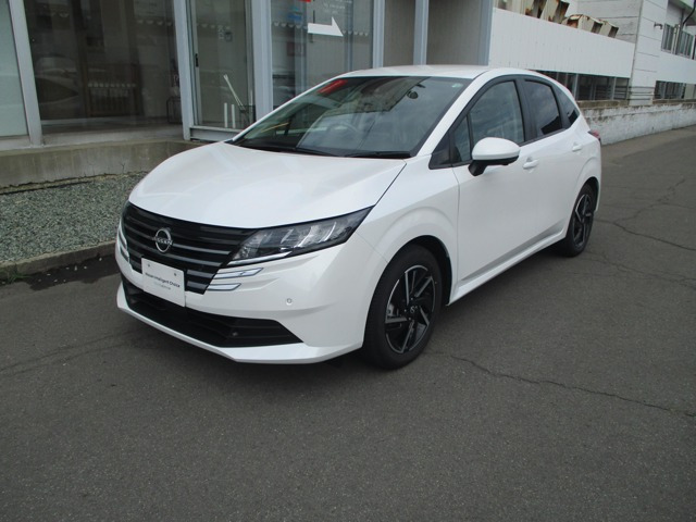 ノート 1.2 X FOUR 4WD 