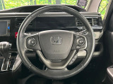 【純正革巻きステアリング】上質な革を使用することで、手にしっかり馴染みとても運転しやすいハンドルです♪