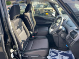 運転席シート廻りは使用感も少なく、良好な状態となっています。丁寧に使われていたことがよくわかりますね。