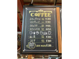 U-BASE初となる「U-BASE COFFEE」がオープン。スイーツやジュースもあり、ごゆっくりおくつろぎ下さい。店内には、アウトドアギアや釣り具、アウトドアラジコンもございます。