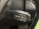【レーダークルーズコントロール】高速道路での長距離走行が楽に!!自動で速度を保つクルーズコントロールが、衝突軽減システムと連携し、前方の車両を感知して車間を保つように速度調節してくれます!!