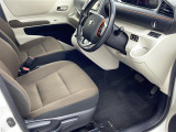 気になる車はすぐにお問い合わせください!画面右側の0066から始まる無料ダイヤルからお問い合わせ下さい!専門スタッフがお車のご質問にお答えいたします!