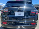 弊社では全車両の事前点検整備を行っております。またご納車前に再度点検整備を行い、全国ご自宅前までご納車致します。正規ディーラーならではのクオリティと安心をお届けしております!