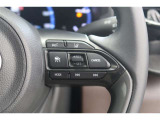 【レーダークルーズコントロール】アクセルペダルを踏まなくても、車間制御モードでは、先行車の車速変化に合わせた追従走行を行い、自動的に加速・減速・停止をします。