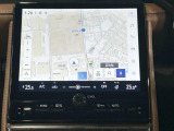 【9.8インチ ディスプレイオーディオ】大画面のディスプレイはAppleCarPlayやAndroidAutoが利用可能。大きな画面でスマホナビアプリ等が利用いただけます♪
