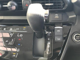 気になる車はすぐにお問い合わせください!画面右側の0066から始まる無料ダイヤルからお問い合わせ下さい!専門スタッフがお車のご質問にお答えいたします!