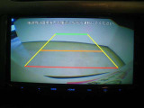 ケンウッドナビ「MDV-D208」 バックモニター付き。 車両後方の映像がナビ画面に表示されるので、車庫入れが苦手な人も安心です。ただし、目視確認もお忘れなくお願いいたします。