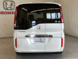 購入後も自社指定整備工場完備でお客様の愛車をしっかりサポート致します!御納車時には安全かつ安心してお乗り頂けるようホンダ専門知識を持つ整備スタッフが点検・整備・装備も説明をしてお渡ししております。