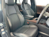 車を運転する際には運転席の存在は欠かせません。しっかりとチェックしたいポイントですね。