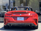 時を経ても深い魅力を放ち続けるBMW。より快適にお乗り頂くためにサポートプログラムをご用意しております。※認定中古車保証は登録日より最長4年間まで延長が可能です。
