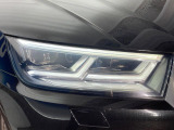 ●マトリクスLEDヘッドライト:LEDハイビームが多数独立で存在し、ハイビーム時に対向車や前方を走る車の部分をロービームに切り替えが可能!!シーケンシャルウインカーも装備!!