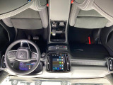 XC40 ウルトラ B4 AWD ダークエディション 4WD 