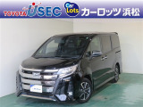 トヨタのミニバン・ノアです。低床&スライドドアで乗り降りしやすく、家族でのドライブにもピッタリ☆