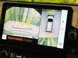 【パノラミックビューモニター】専用のカメラにより、上から見下ろしたような視点で360度クルマの周囲を確認することができます☆死角部分も確認しやすく、狭い場所での切り返しや駐車もスムーズに行えます。