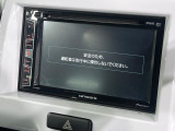 【ディスプレイオーディオ】視認性が高いディスプレイ付きオーディオを装備♪操作性も良好で直感的なソース選択が可能です。