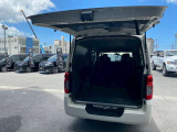 彦根インターからお車で3分とアクセス便利!近くには有名観光地の彦根城もありますので、観光と合わせてのご来店も良いですね♪活気溢れる自慢のスタッフがお客様のご来店をお待ちしております!