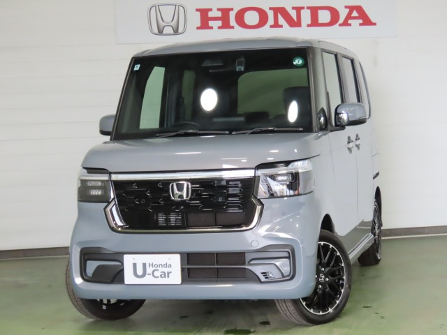 N-BOXカスタムターボ コーディネートスタイル モノトーン 4WD