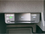 ■DSRC/ETCの自動料金収受に加え、渋滞回避支援や安全運転支援などの情報提供が受けられるETC2.0サービスです!