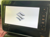 【純正ナビ】人気の純正ナビを装備。オーディオ機能も充実しており、Bluetooth接続すればお持ちのスマホやMP3プレイヤーの音楽を再生可能!毎日の運転がさらに楽しくなります!!