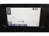 ディスプレイオーデイオ(AM/FMチューナー・Biuetooth・USB入力)+ナビが付いています。